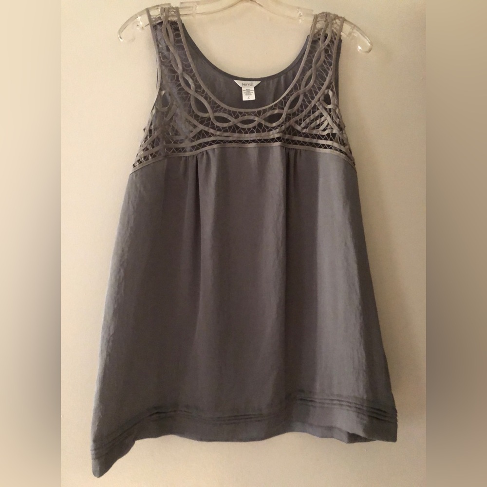 Kirra Gray Sleeveless Blouse with Lattice trim Size L